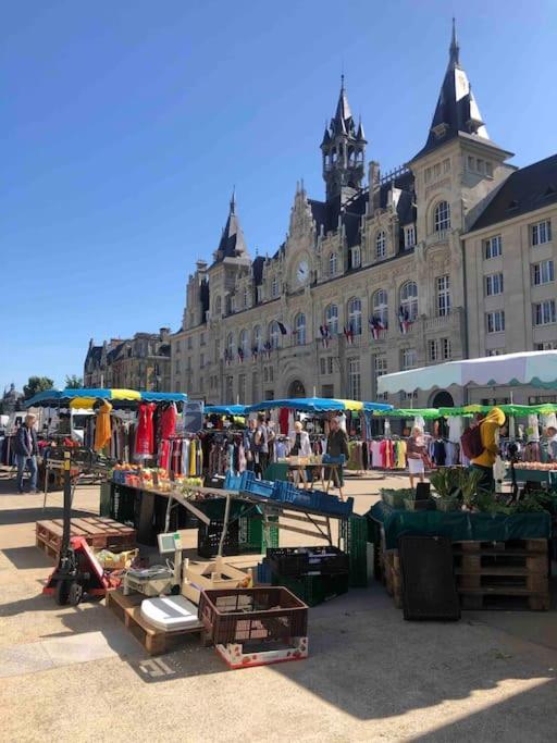 La Suite 7 Gite Urbain Charleville-Mézières Extérieur photo